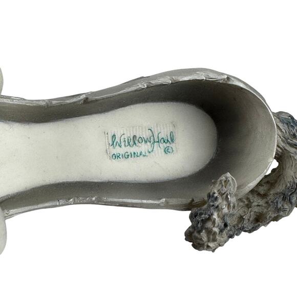 Willow Hall Shoo Shoo Figurine – “Meow Meow” Cat High Heel – Design No. 16 - Picture 7 of 8